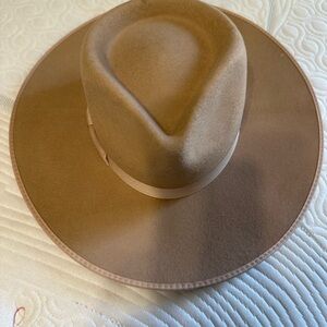 Stylish Tan Wide-Brim Hat
